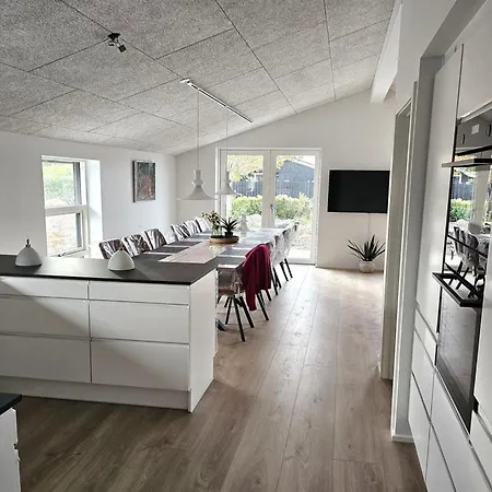 Holiday home Christian - 600m From The Sea By Interhome *