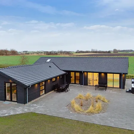 Christian - 600m From The Sea By Interhome סלאגלסה